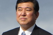 일본, 전 국민에 최대 10만엔 현금 지급 검토