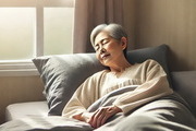 80대 여성, 낮잠 늘면 치매 위험 2배↑